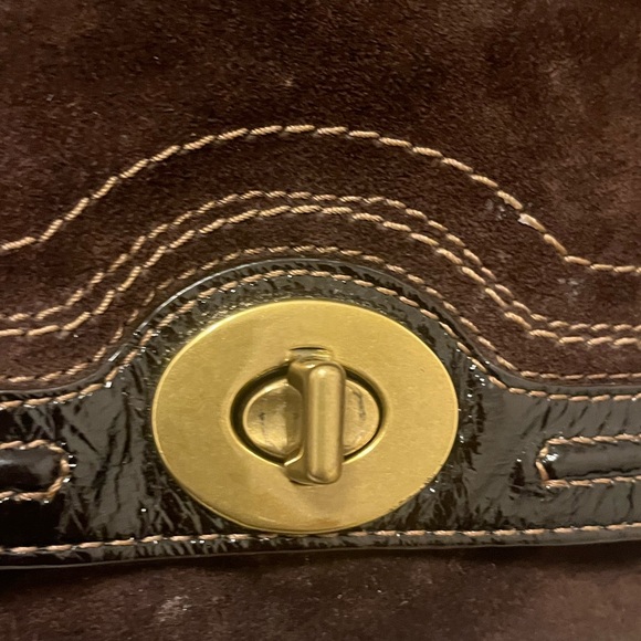 Rare Coach Dark Brown and Black Leather Shoulder Bag in great condition - Picture 4 of 11